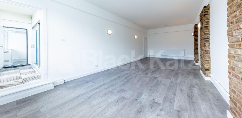 			NEW REFURBISHED 2 BED 2 BATH , 2 Bedroom, 2 bath, 1 reception Apartment			 Grove House, Tudor Road , HACKNEY-LONDON FIELDS