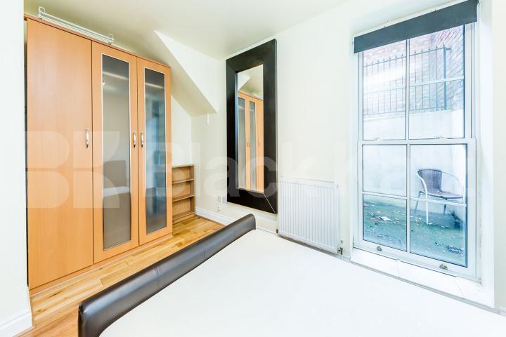 Fantastically located one bedroom close to Angel station Paget Street, Angel