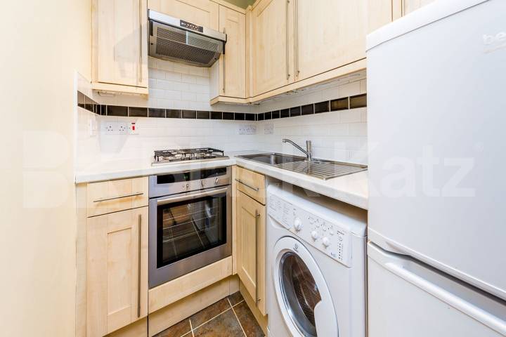 Fantastically located one bedroom close to Angel station Paget Street, Angel