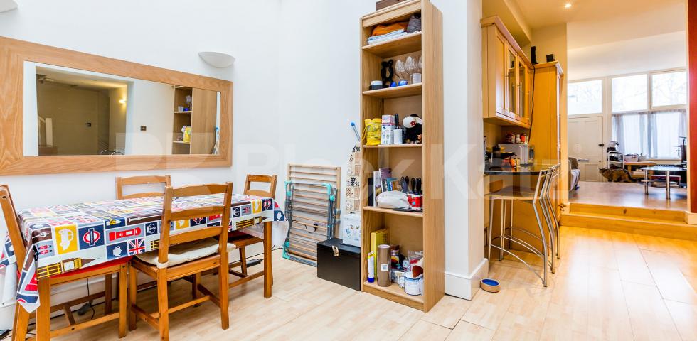 			2 BEDROOM GARDEN FLAT, 2 Bedroom, 1 bath, 1 reception Flat			 Liverpool Road, ANGEL-HIGHBURY-ISLINGTON