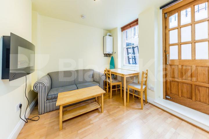 Fantastically located one bedroom close to Angel station Paget Street, Angel