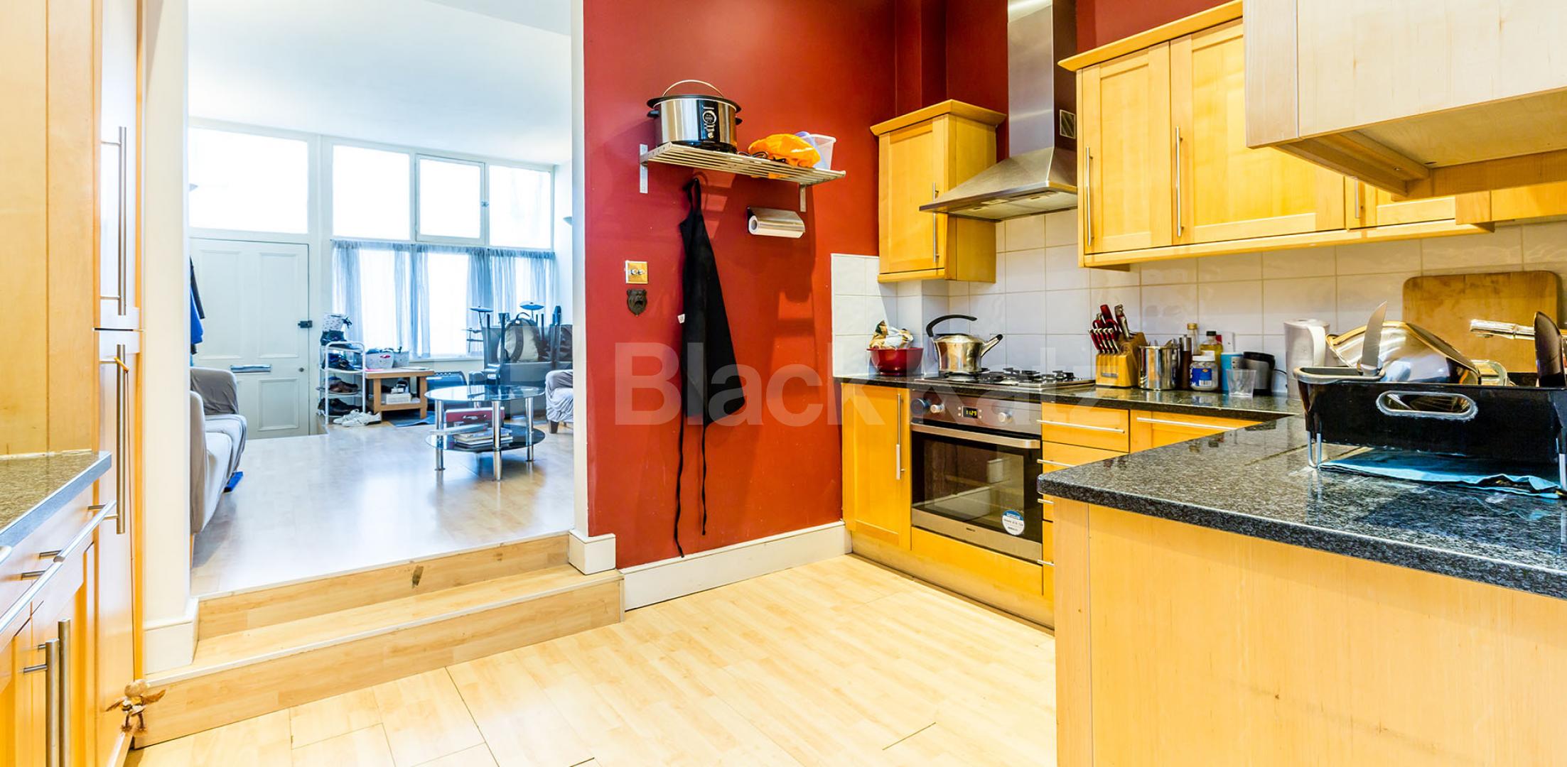 			2 BEDROOM GARDEN FLAT, 2 Bedroom, 1 bath, 1 reception Flat			 Liverpool Road, ANGEL-HIGHBURY-ISLINGTON