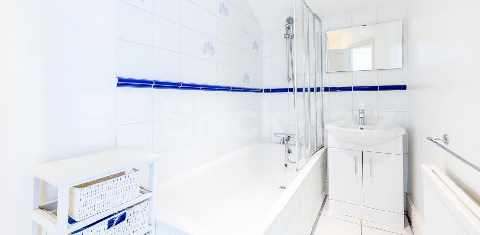 			Beautiful Large One Bedroom Apartment., 1 Bedroom, 1 bath, 1 reception Flat			 Crouch Hill, Crouch End