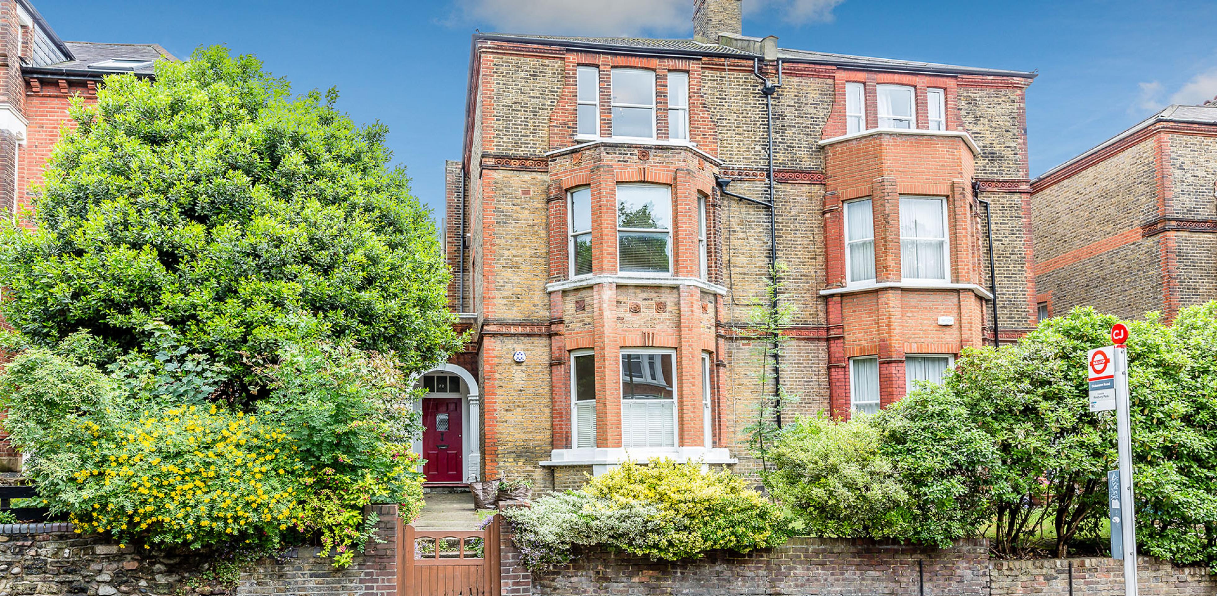 			Beautiful Large One Bedroom Apartment., 1 Bedroom, 1 bath, 1 reception Flat			 Crouch Hill, Crouch End N8