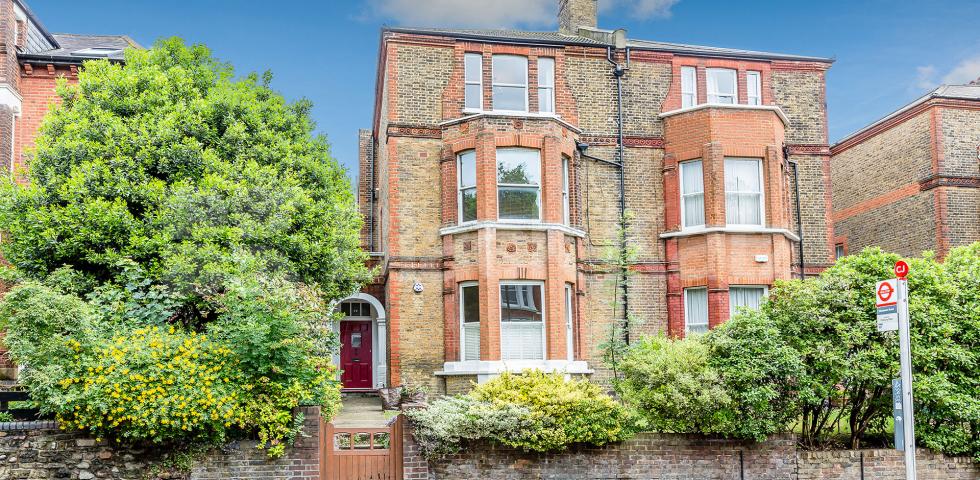 			Beautiful Large One Bedroom Apartment., 1 Bedroom, 1 bath, 1 reception Flat			 Crouch Hill, Crouch End