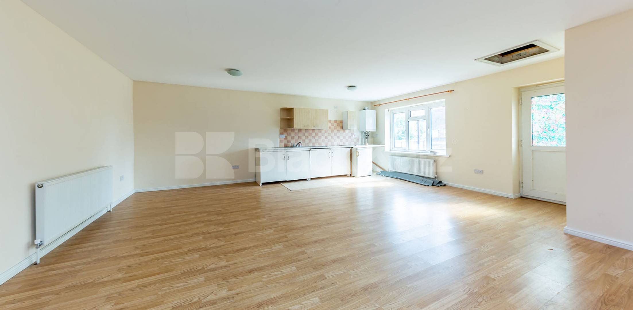 Exceptionally private surroundings 3 Bedroom House in Morton Way N14