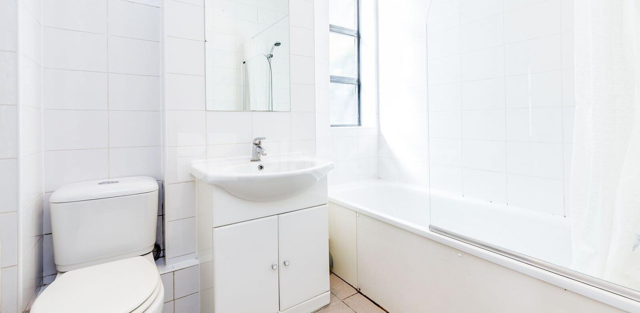 			1 Bedroom, 1 bath, 1 reception Apartment			 Axminster Road, HOLLOWAY