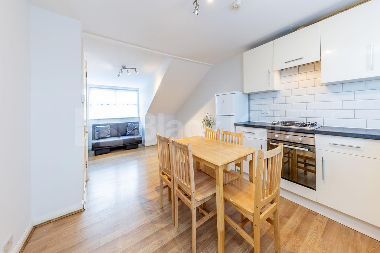 Split level 2 double bedroom apartment with private terrace Upper Street  , Highbury & Islington 