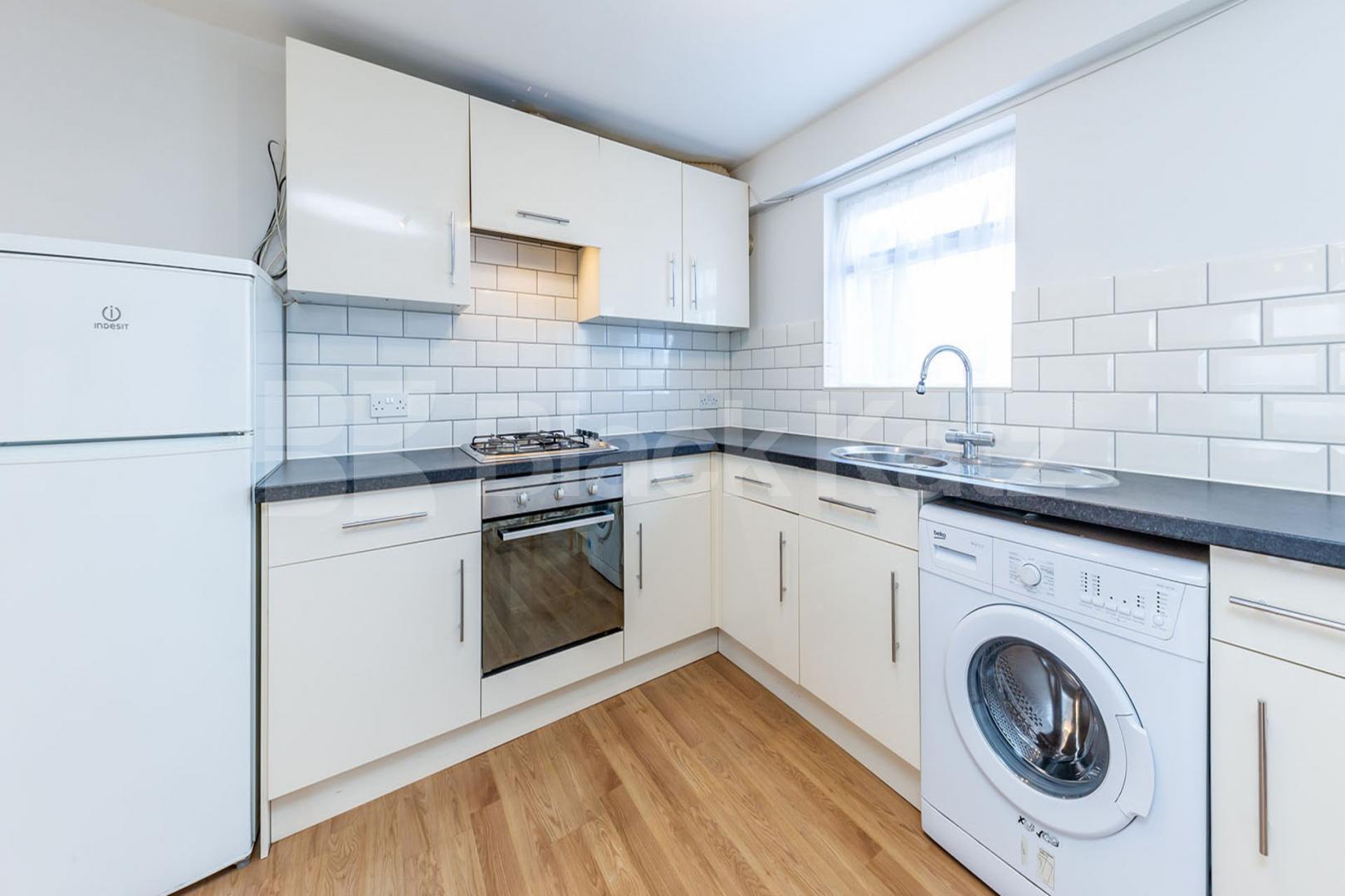 Split level 2 double bedroom apartment with private terrace Upper Street  , Highbury & Islington 