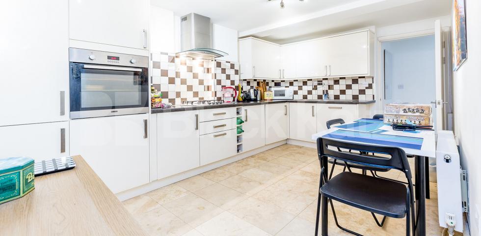 			NEW INSTRUCTION!, 2 Bedroom, 1 bath, 1 reception Apartment			 Ferme Park Road, Crouch End