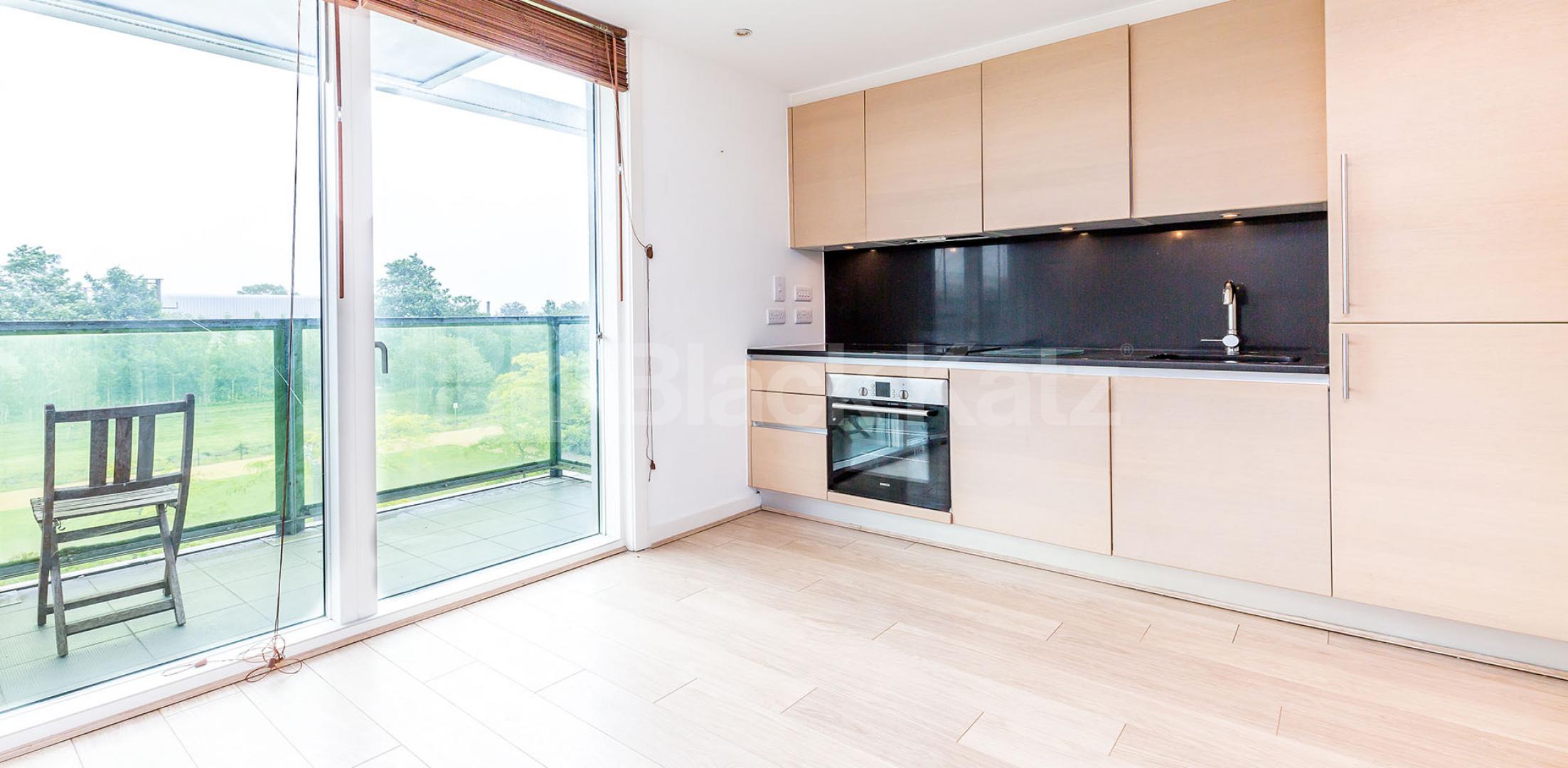 			Rent Inclusive of Electricity & Water Rates, Studio Apartment, 1 bath, 1 reception Serviced Apartments			 New River Village, CROUCH END N8