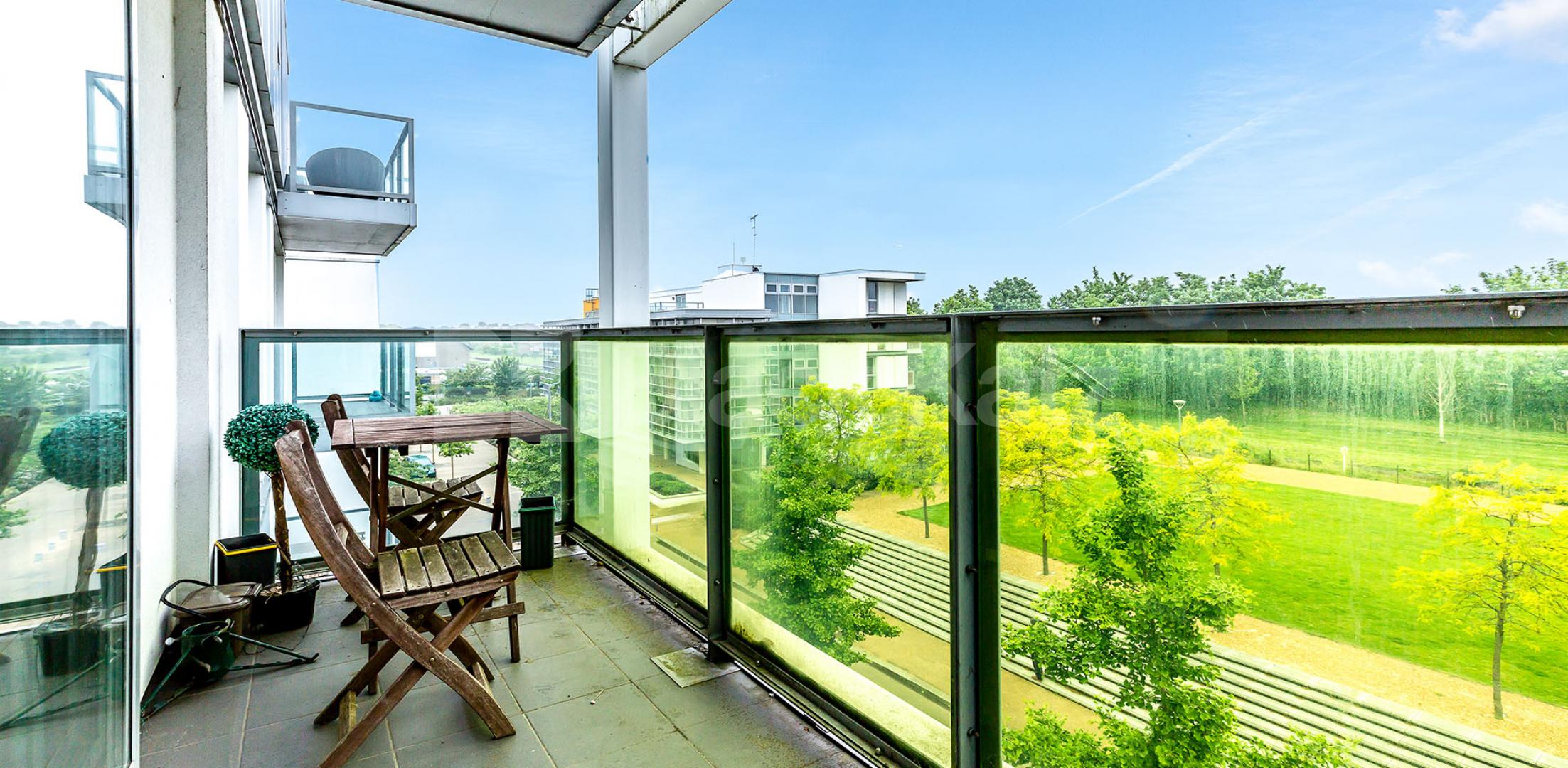 			Rent Inclusive of Electricity & Water Rates, Studio Apartment, 1 bath, 1 reception Serviced Apartments			 New River Village, CROUCH END N8