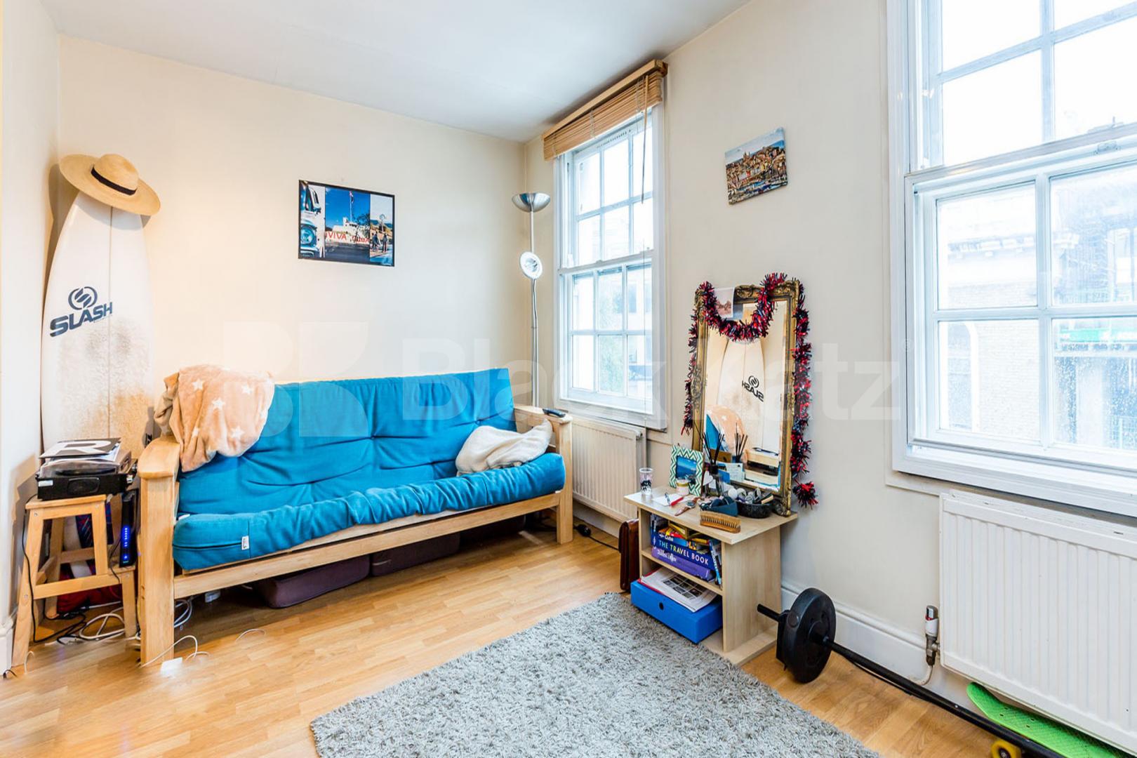 Located in zone 1 is this spacious 2 bedroom property minutes to Kings Cross Caledonian Road , Kings Cross
