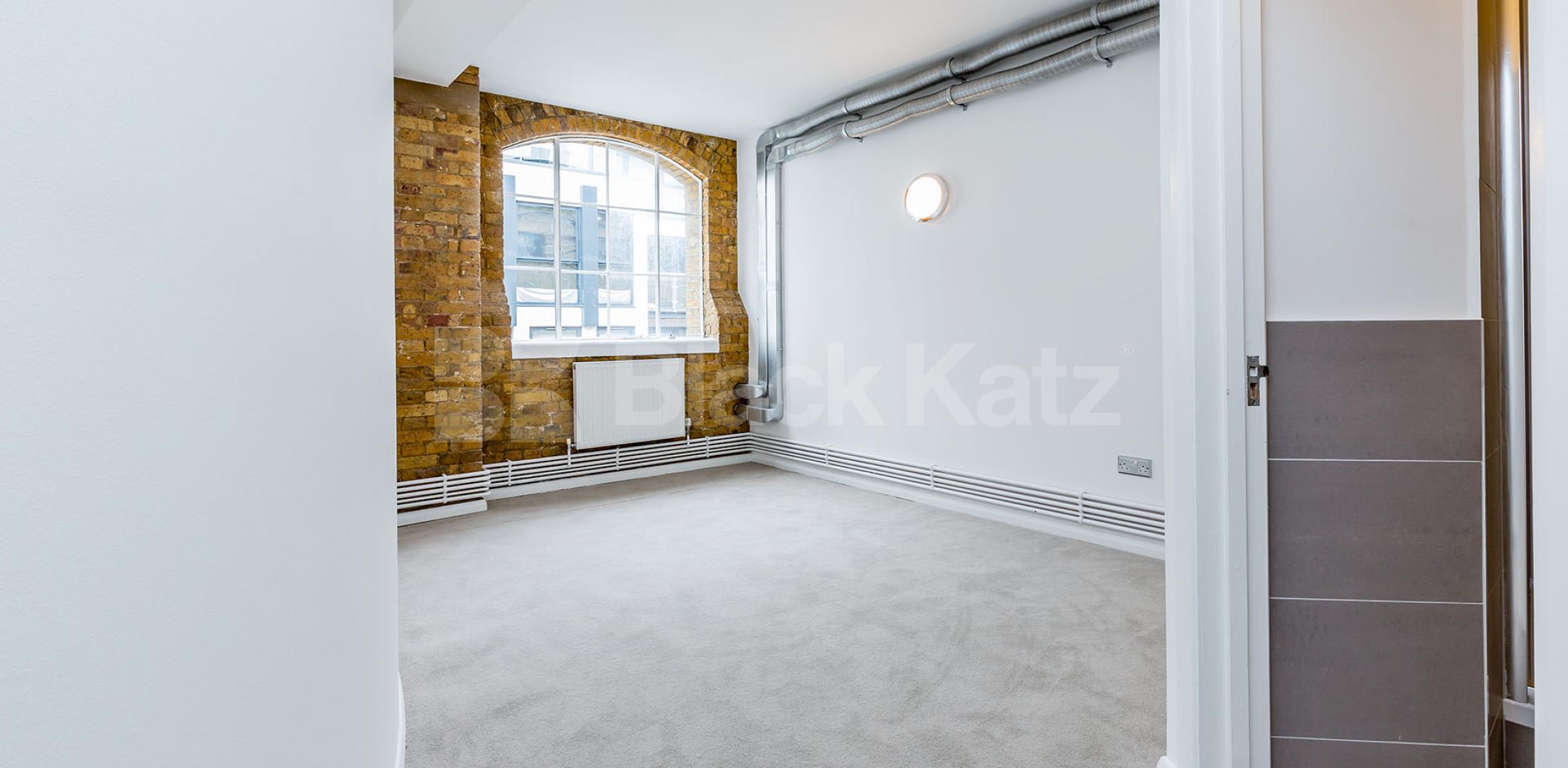 			WAREHOUSE CONVERSION , 3 Bedroom, 1 bath, 1 reception Flat			 SPRINGFIELD HOUSE LOFTS-TYSSEN STREET , DALSTON-HAGGERSTON-SHOREDITCH