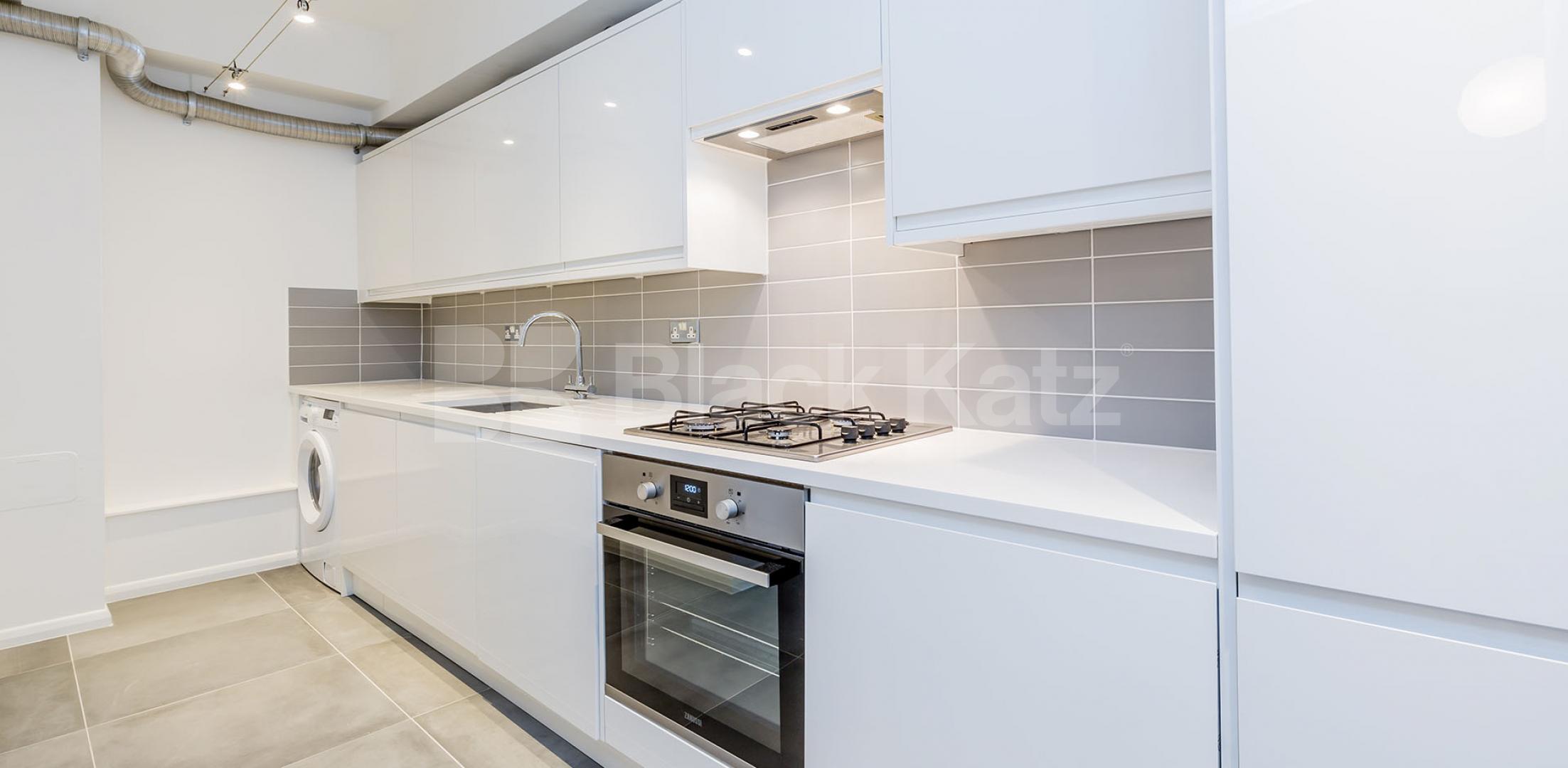 			WAREHOUSE CONVERSION , 3 Bedroom, 1 bath, 1 reception Flat			 SPRINGFIELD HOUSE LOFTS-TYSSEN STREET , DALSTON-HAGGERSTON-SHOREDITCH