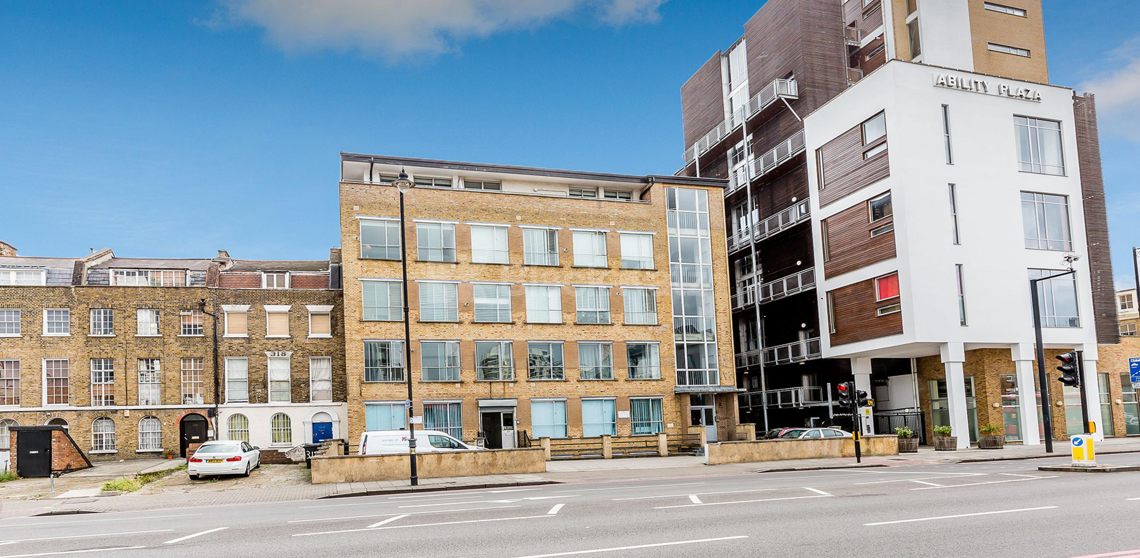 			STUNNING LIVE WORK STUDIO APARTMENT, Studio Apartment, 1 bath, 1 reception Flat			 ABILITY PLAZA-KINGSLAND ROAD, DALSTON/HAGGERSTON E8