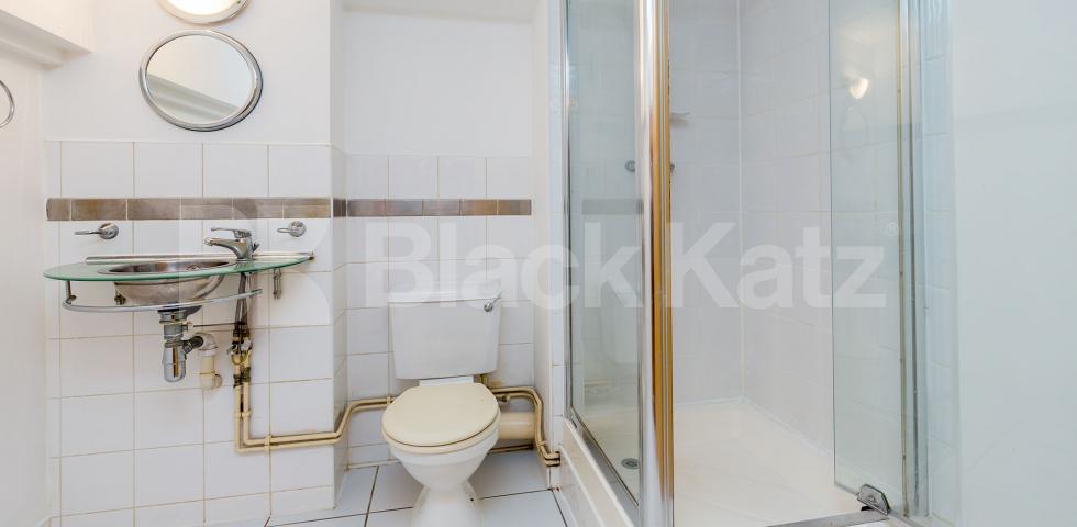 			SPACIOUS STUDIO APARTMENT, Studio Apartment, 1 bath, 1 reception Flat			 SPRINGFIELD HOUSE LOFTS-TYSSEN STREET, DALSTON-HAGGERSTON-SHOREDITCH