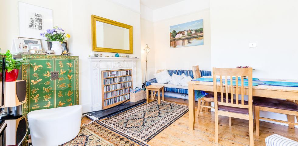 			2 Bedroom, 1 bath, 1 reception Flat			 Coleridge road, Crouch End