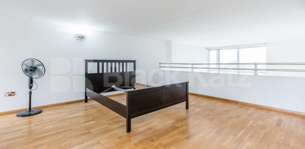 			STUNNING 1 BED WAREHOUSE APARTMENT, 1 Bedroom, 1 bath, 1 reception Flat			 ABILITY PLAZA-KINGSLAND ROAD, DALSTON/HAGGERSTON