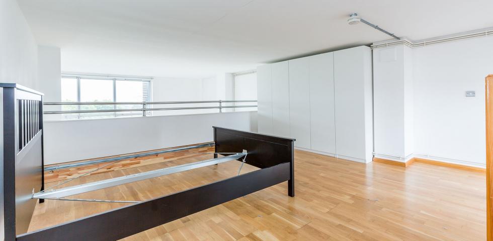 			STUNNING 1 BED WAREHOUSE APARTMENT, 1 Bedroom, 1 bath, 1 reception Flat			 ABILITY PLAZA-KINGSLAND ROAD, DALSTON/HAGGERSTON