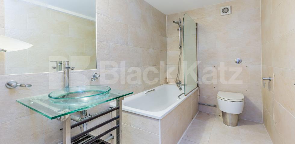 			VIRTUAL TOUR AVAILABLE!, 1 Bedroom, 1 bath, 1 reception Apartment			 ABILITY PLAZA-KINGSLAND ROAD, DALSTON/HAGGERSTON