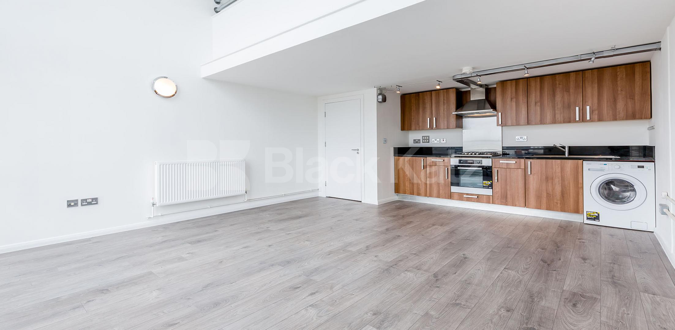 			STUNNING LIVE WORK STUDIO APARTMENT, Studio Apartment, 1 bath, 1 reception Flat			 ABILITY PLAZA-KINGSLAND ROAD, DALSTON/HAGGERSTON
