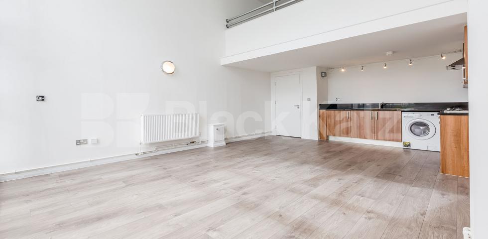 			LIVE WORK , 1 Bedroom, 1 bath, 1 reception Flat			 ABILITY PLAZA-KINGSLAND ROAD, DALSTON/HAGGERSTON