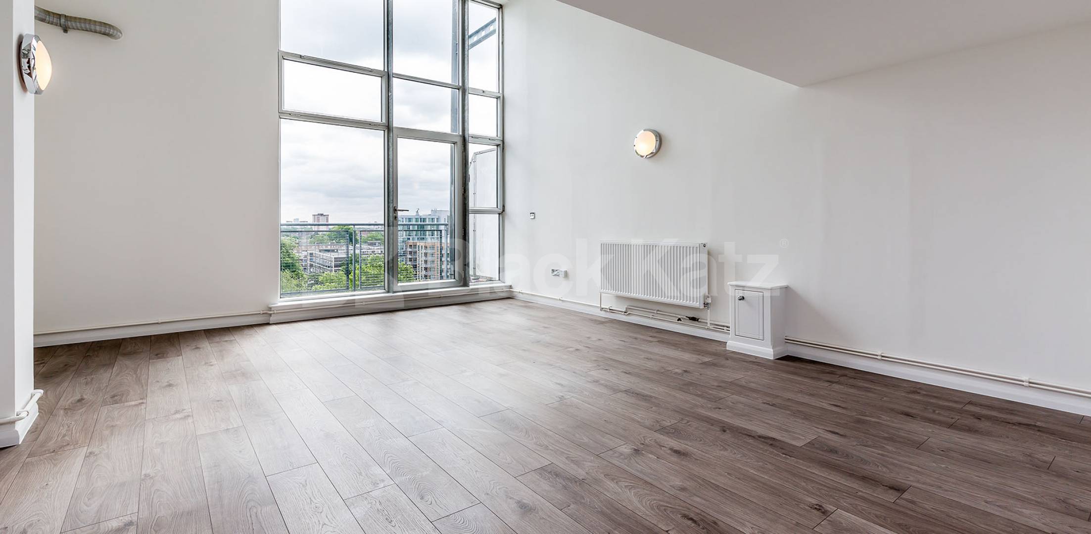 			STUNNING LIVE WORK APARTMENT, 1 Bedroom, 1 bath, 1 reception Flat			 ABILITY PLAZA-KINGSLAND ROAD, DALSTON/HAGGERSTON