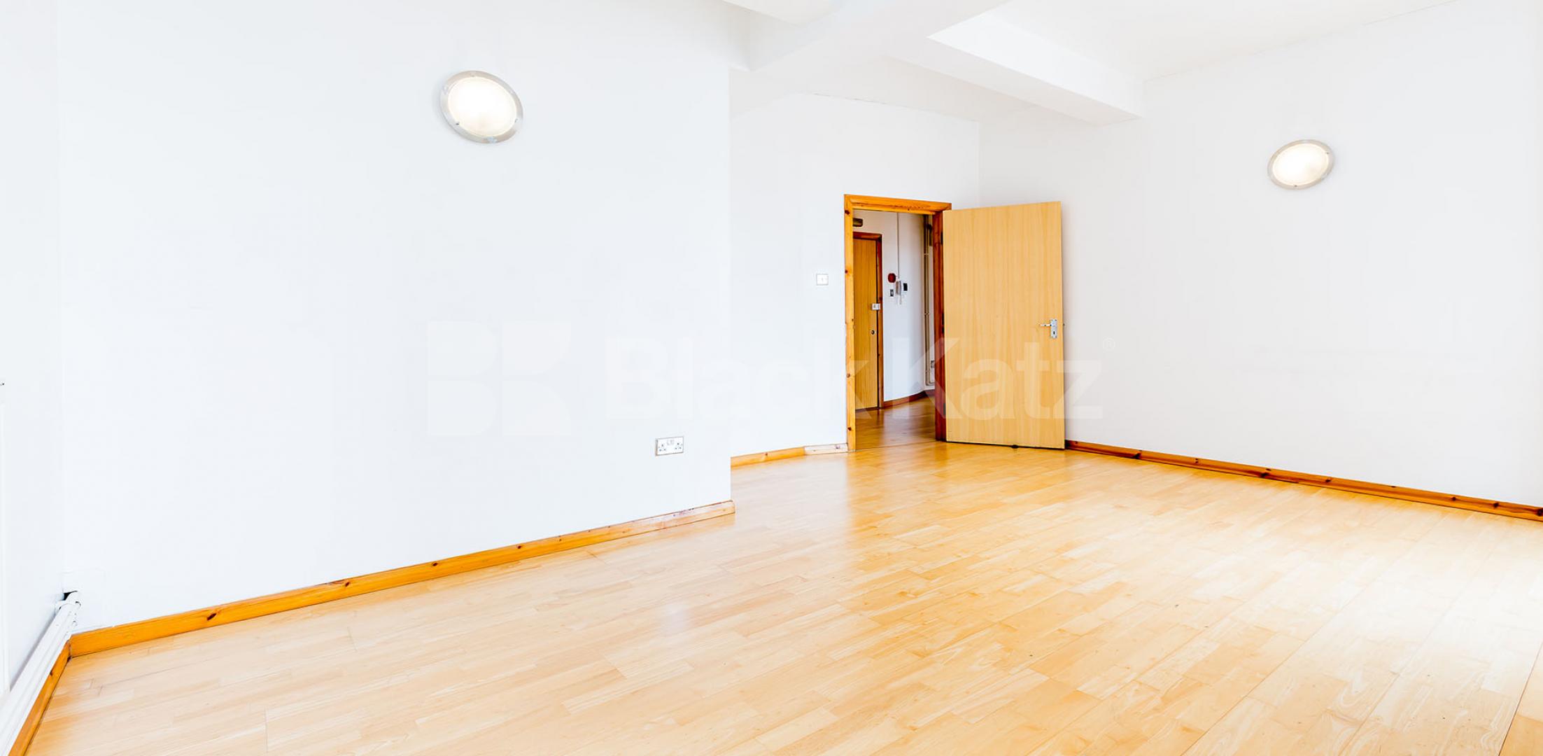 			STUNNING 2 BEDROOM WAREHOUSE APARTMENT, 2 Bedroom, 1 bath, 1 reception Flat			 SPRINGFIELD HOUSE LOFTS-TYSSEN STREET, DALSTON-HAGGERSTON-SHOREDITCH