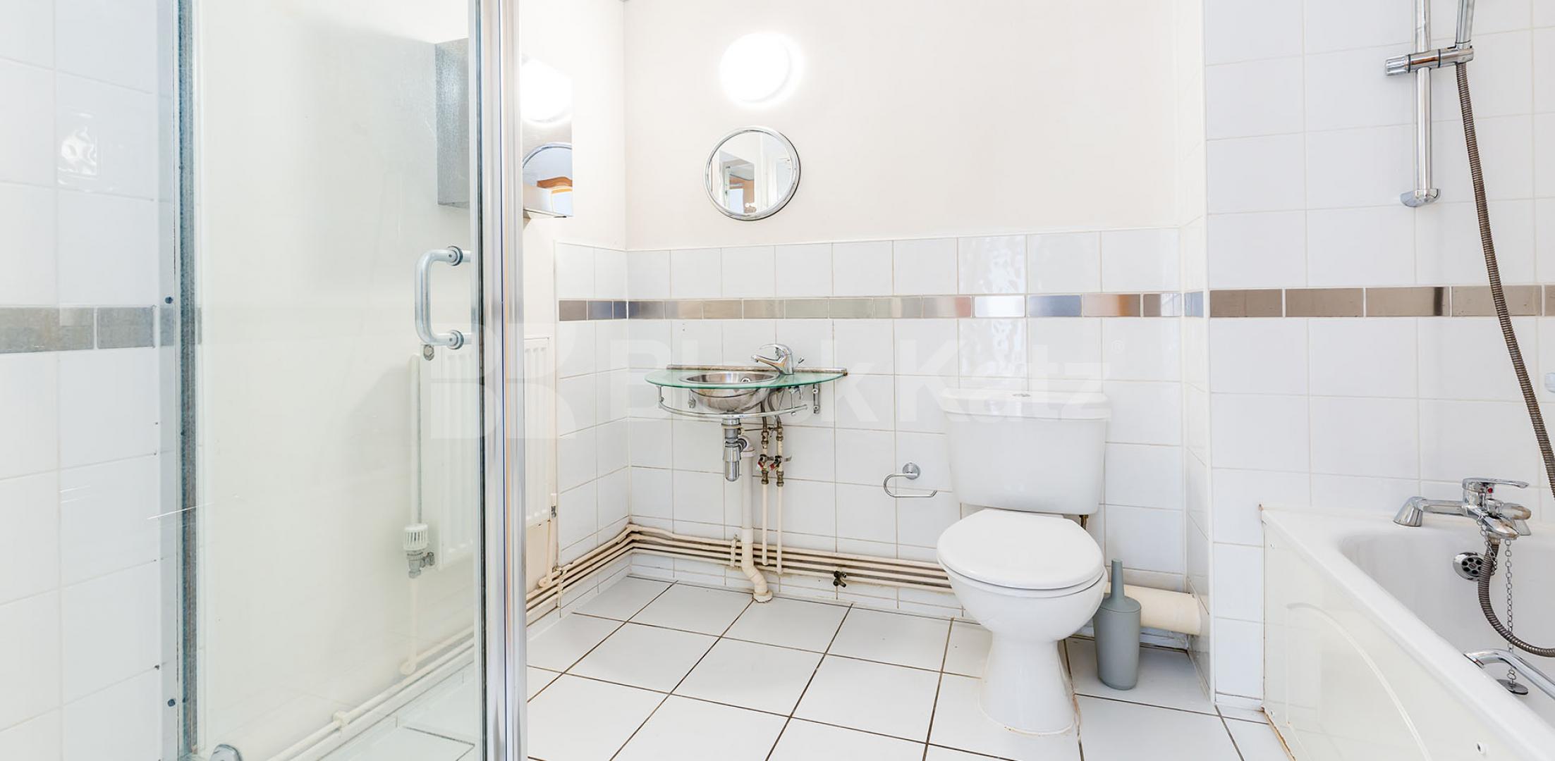 			STUNNING 2 BEDROOM WAREHOUSE APARTMENT, 2 Bedroom, 1 bath, 1 reception Flat			 SPRINFIELD HOUSE LOFTS-TYSSEN STREET, DALSTON-HAGGERSTON-SHOREDITCH