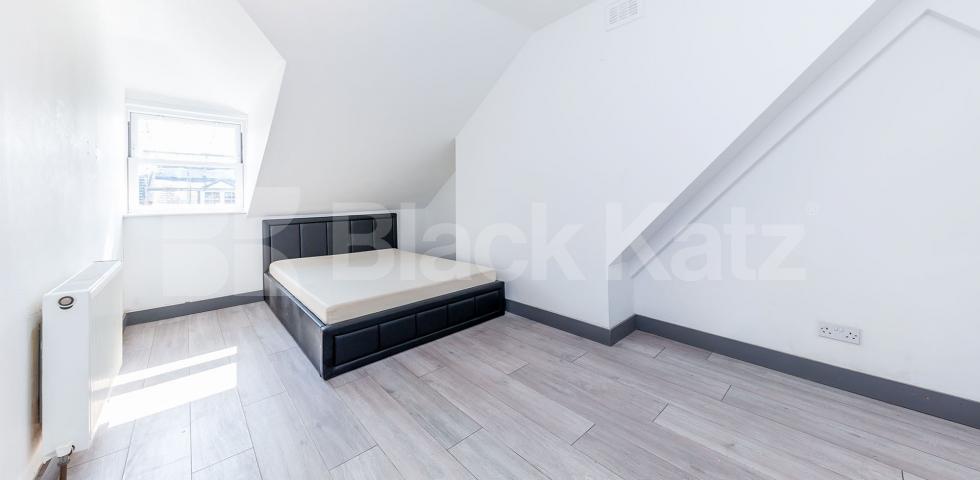 			2 BEDROOM MAISONETTE , 2 Bedroom, 1 bath, 1 reception Maisonette			 HORNSEY RISE GARDENS, CROUCH HILL / ARCHWAY N19