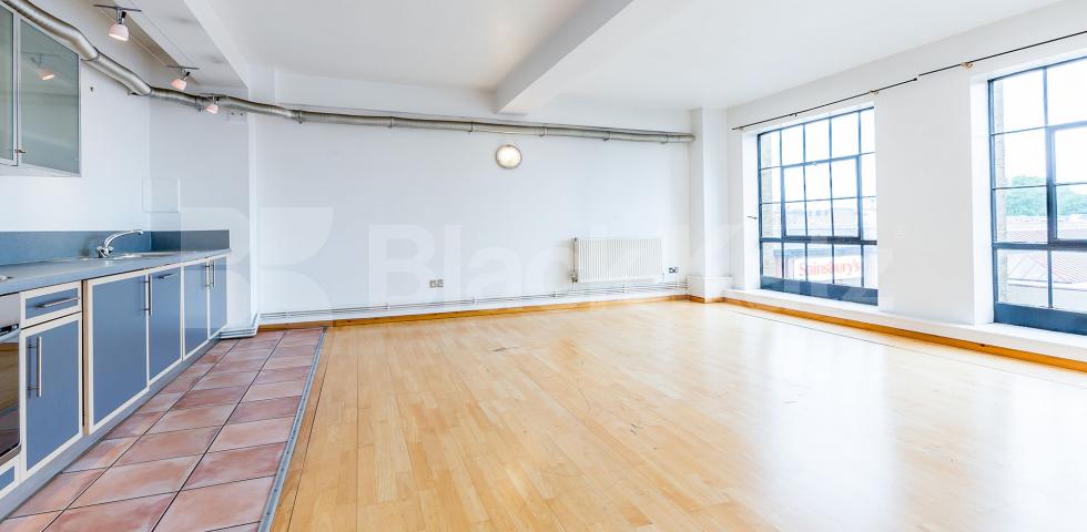 			STUNNING 2 BEDROOM WAREHOUSE APARTMENT, 2 Bedroom, 1 bath, 1 reception Flat			 SPRINGFIELD HOUSE LOFTS-TYSSEN STREET, DALSTON-HAGGERSTON-SHOREDITCH