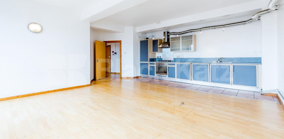 			STUNNING 2 BEDROOM WAREHOUSE APARTMENT, 2 Bedroom, 1 bath, 1 reception Flat			 SPRINFIELD HOUSE LOFTS-TYSSEN STREET, DALSTON-HAGGERSTON-SHOREDITCH