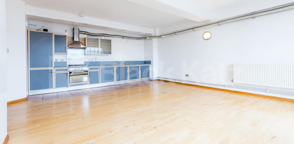 			STUNNING 2 BEDROOM WAREHOUSE APARTMENT, 2 Bedroom, 1 bath, 1 reception Flat			 SPRINFIELD HOUSE LOFTS-TYSSEN STREET, DALSTON-HAGGERSTON-SHOREDITCH