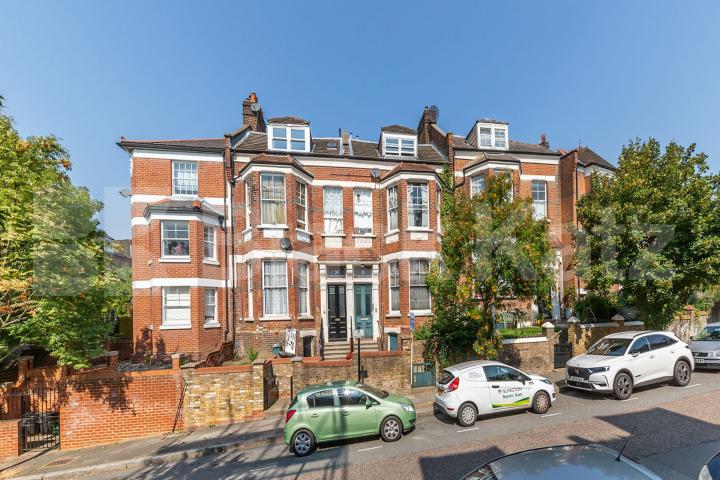 			2 Bedroom, 1 bath, 1 reception Maisonette			 Hornsey Rise Gardens, Crouch Hill / Crouch End