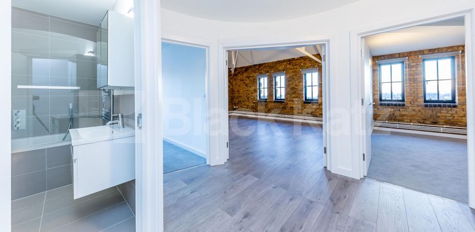 			STUNNING 2 BEDROOM WAREHOUSE CONVERSION WITH MEZZANINE GALLERY, 2 Bedroom, 1 bath, 1 reception Flat			 SPRINGFIELD HOUSE LOFTS-TYSSEN STREET, DALSTON-HAGGERSTON-SHOREDITCH
