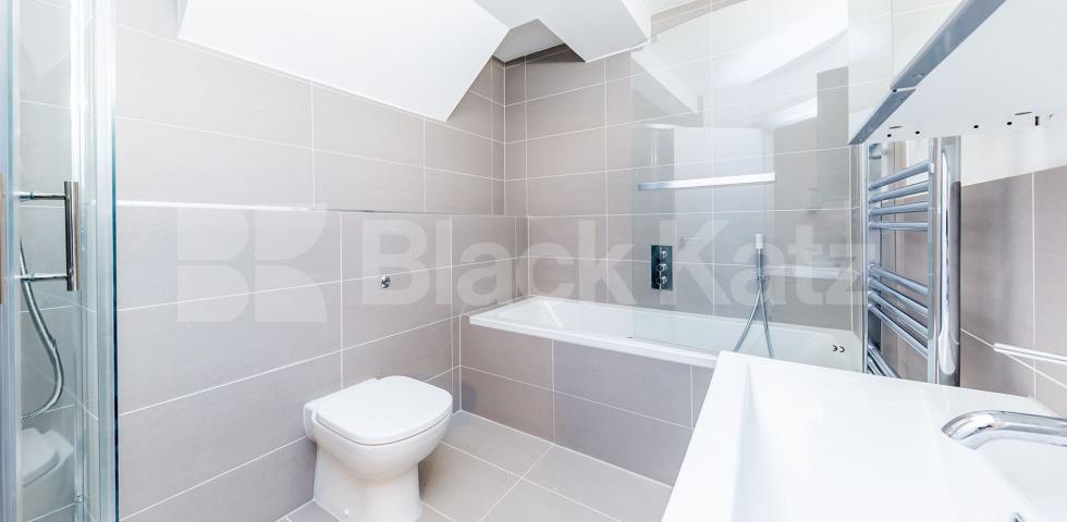 			STUNNING 2 BEDROOM WAREHOUSE CONVERSION WITH MEZZANINE GALLERY, 2 Bedroom, 1 bath, 1 reception Flat			 SPRINGFIELD HOUSE LOFTS-TYSSEN STREET, DALSTON-HAGGERSTON-SHOREDITCH