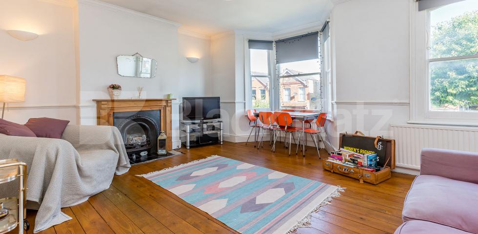 			Charming Split Level Flat !, 1 Bedroom, 1 bath, 1 reception Flat			 Palace Road, Crouch End