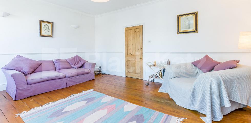 			Charming Split Level Flat !, 1 Bedroom, 1 bath, 1 reception Flat			 Palace Road, Crouch End