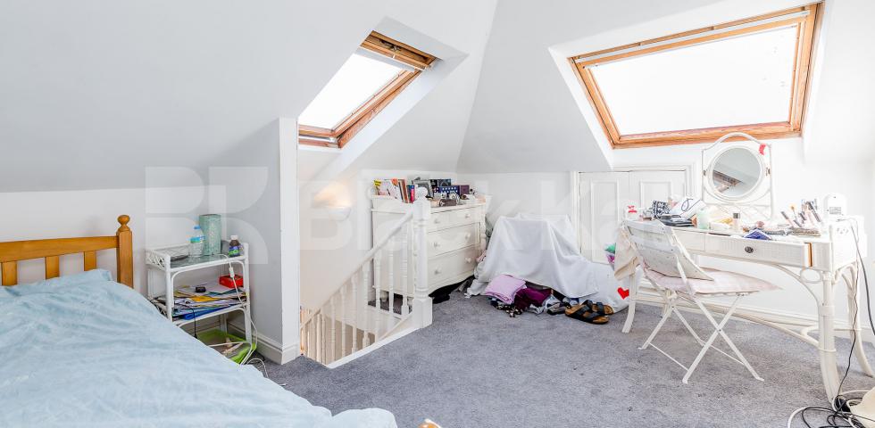 			Charming Split Level Flat !, 1 Bedroom, 1 bath, 1 reception Flat			 Palace Road, Crouch End