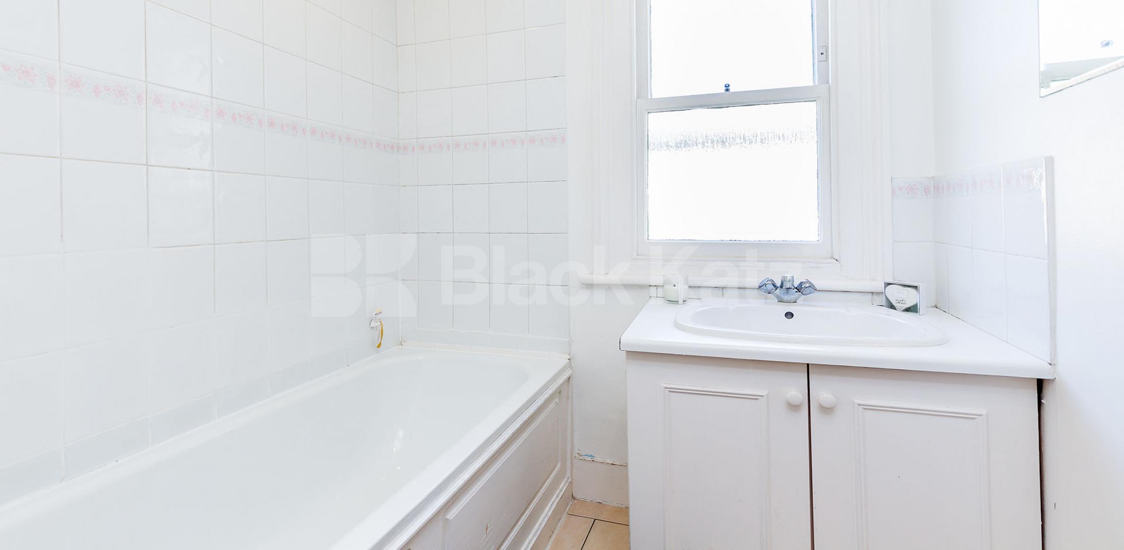 			Charming Split Level Flat !, 1 Bedroom, 1 bath, 1 reception Flat			 Palace Road, Crouch End