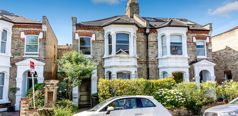 			Charming Split Level Flat !, 1 Bedroom, 1 bath, 1 reception Flat			 Palace Road, Crouch End