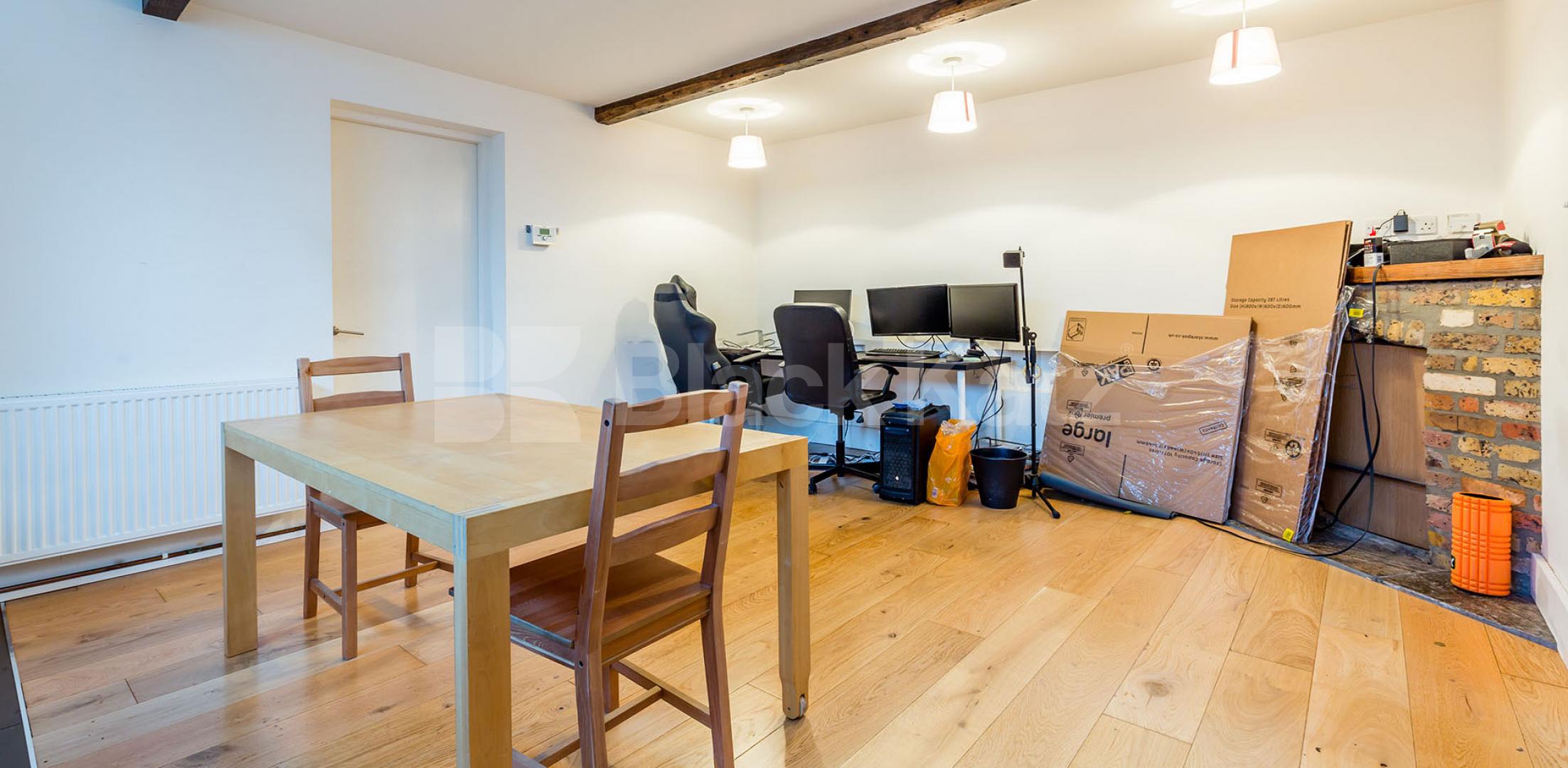 			1 Bedroom, 1 bath, 1 reception Ground Floor Flat			 High Street, Hornsey