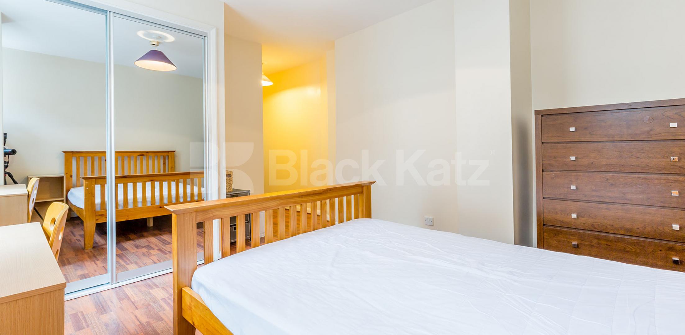 			MODERN 2 BED MINS TO TUBE!, 2 Bedroom, 1 bath, 1 reception Flat			 Eburne Road, HOLLOWAY