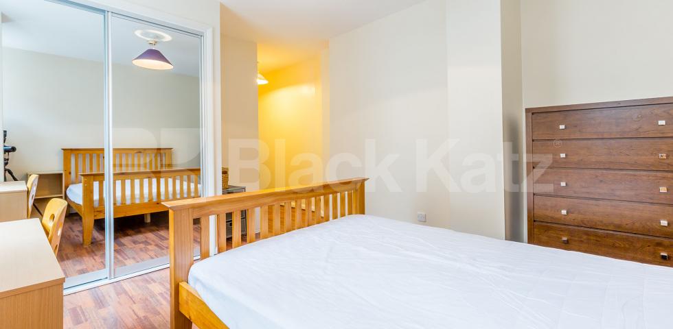 			MODERN 2 BED MINS TO TUBE!, 2 Bedroom, 1 bath, 1 reception Flat			 Eburne Road, HOLLOWAY