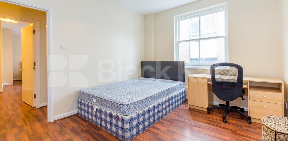 			NEW INSTRUCTION!, 2 Bedroom, 1 bath, 1 reception Flat			 Tottenham Crt Road, WEST END