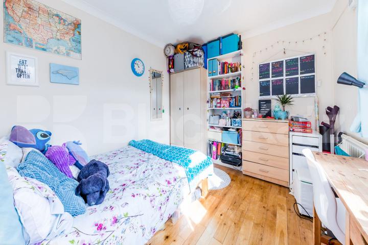 			4 BEDROOM, 2 BATHROOM HOUSE WITH PRIVATE GARDEN, 4 Bedroom, 1 bath, 1 reception House			 Williamson Street, HOLLOWAY 