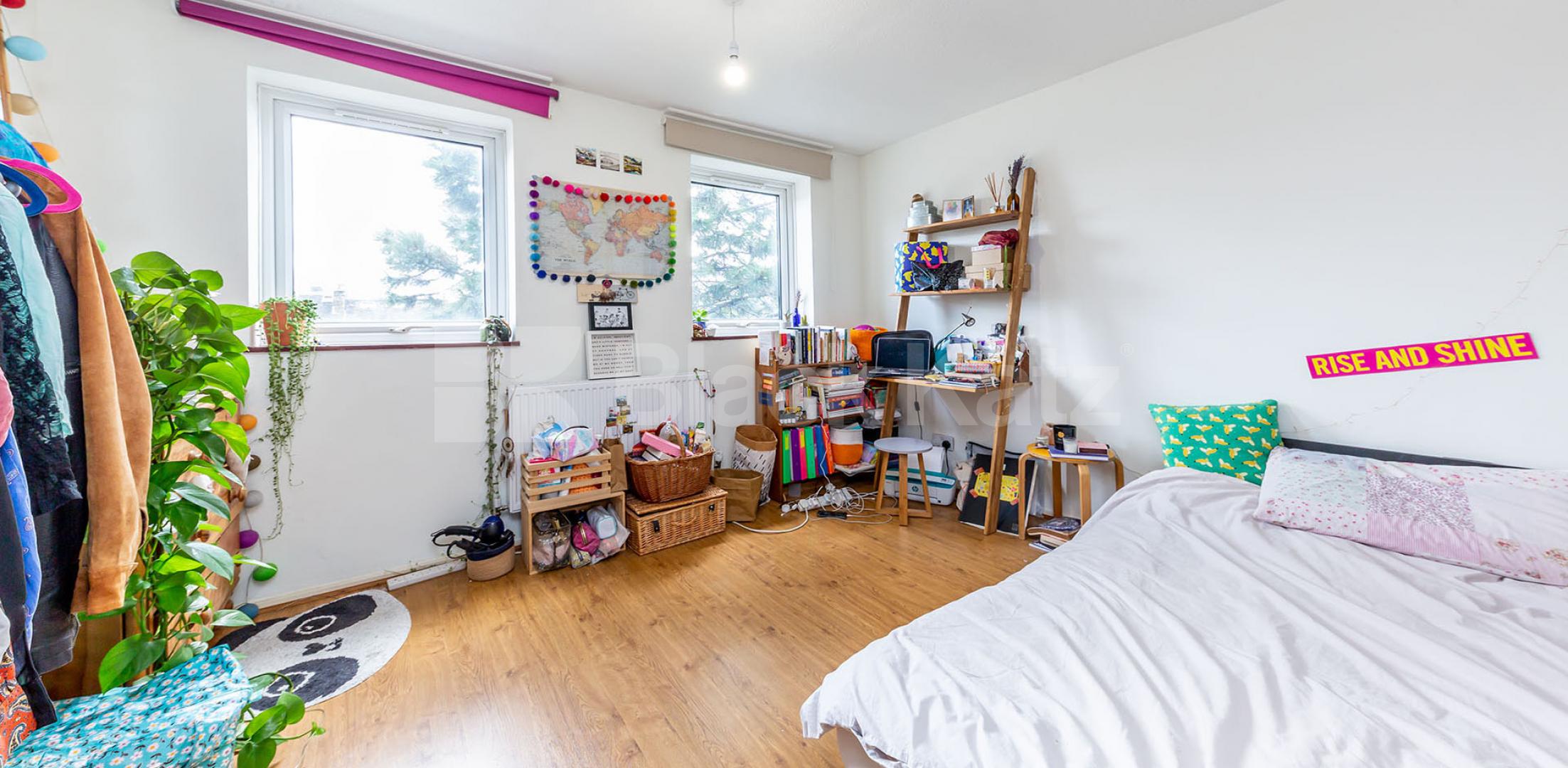 			Amazing 4 Bedroom Town House, 4 Bedroom, 1 bath, 1 reception House			 Minster Walk, Crouch End