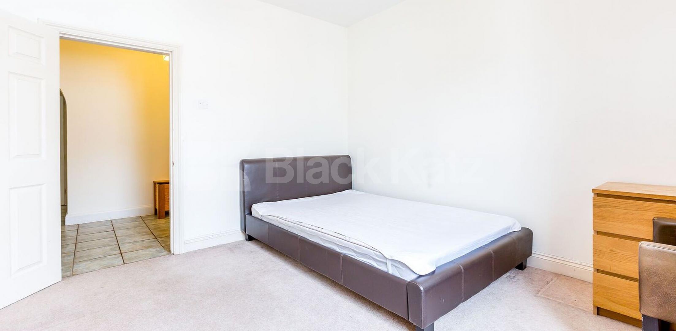 			2 Bedroom, 1 bath, 1 reception Flat			 Digby Crescent , FINSBURY PARK-CLISSOLD PARK-HIGHBURY