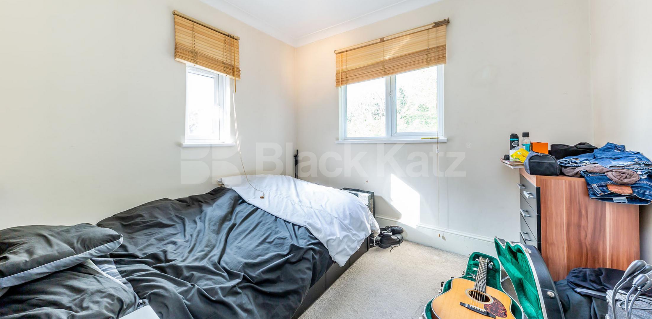 			2 Bedroom, 1 bath, 1 reception Flat			 Crouch Hill, Crouch End